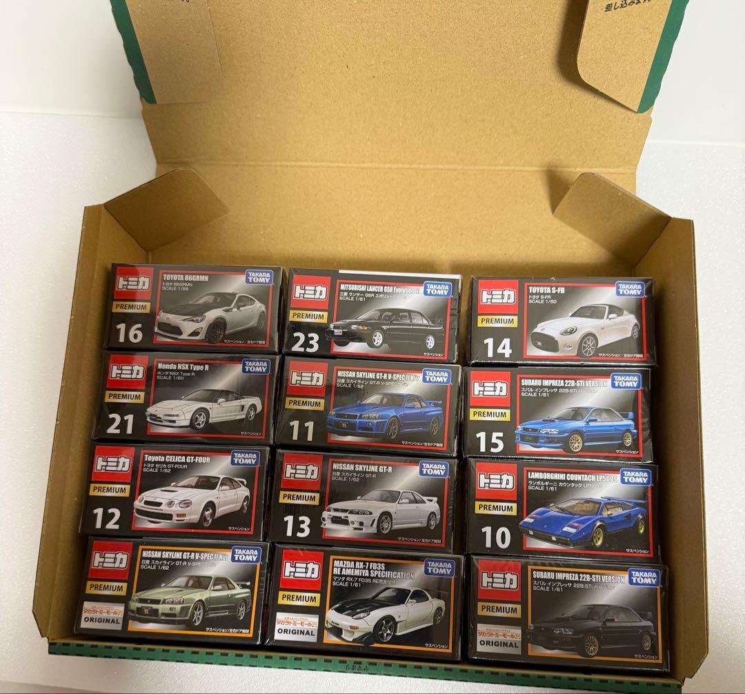 トミカプレミアム　まとめ売り　12台