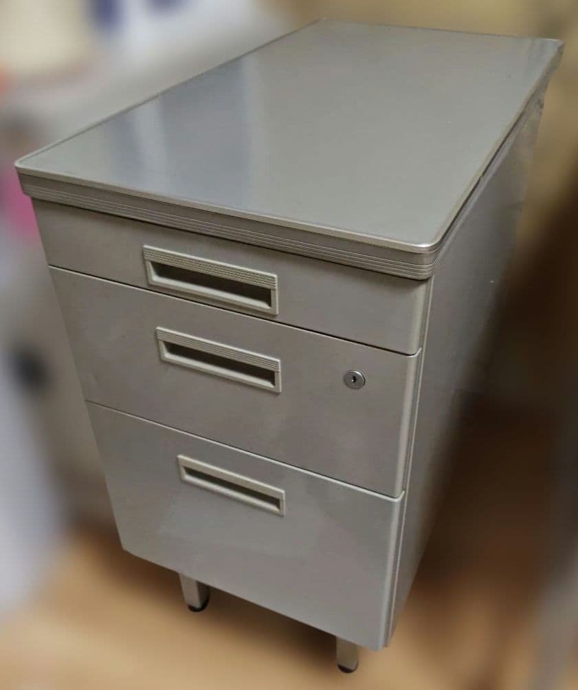 【KOKUYO】スチール脇机 3段